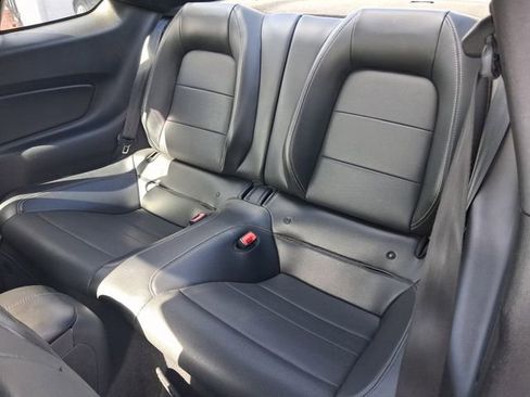 Used 2020 Ford Mustang GT Premium image 9