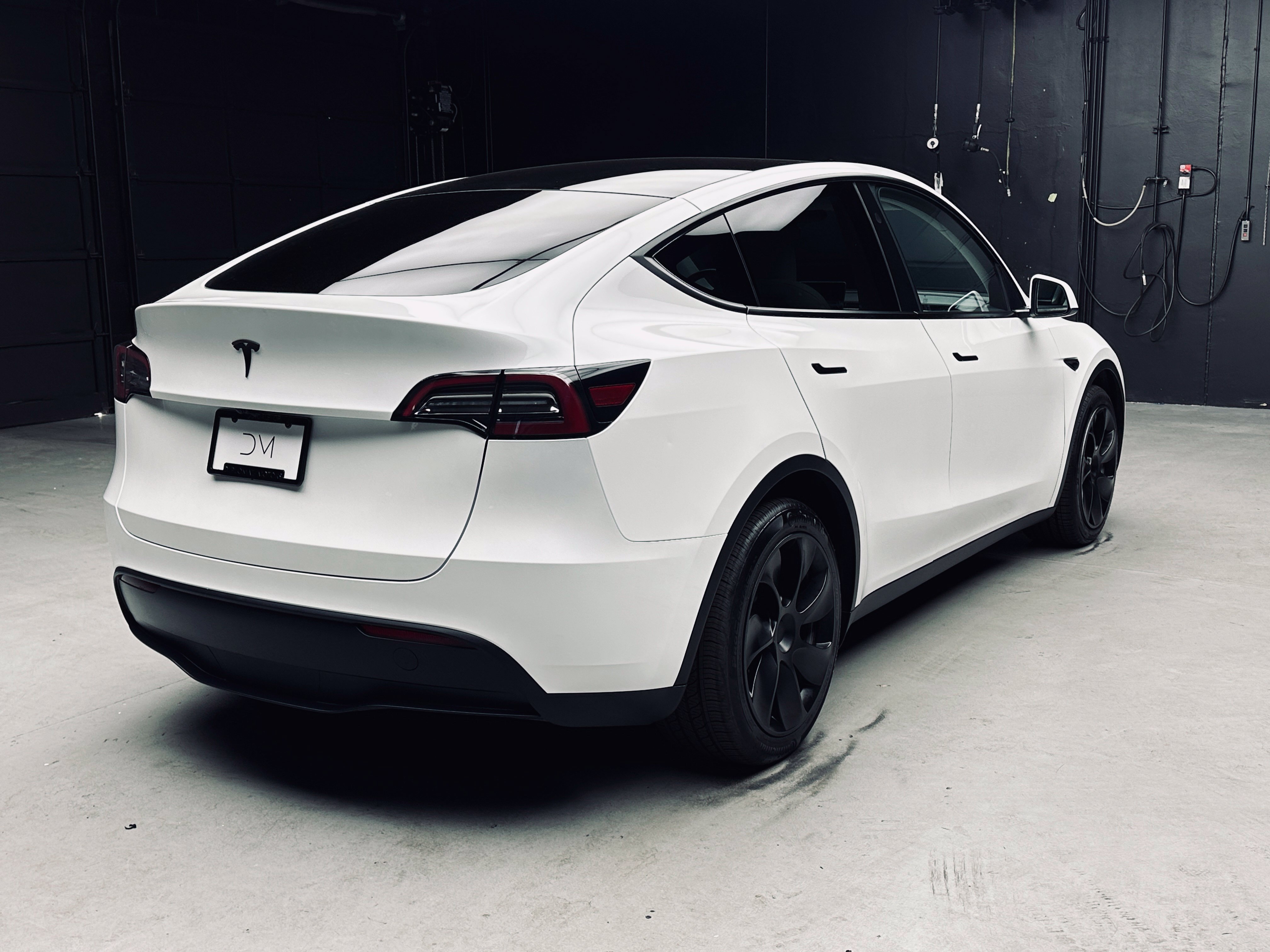 Used 2023 Tesla Model Y Long Range AWD/4WD image 7