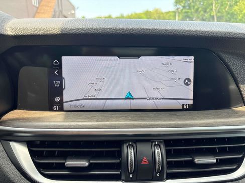 Used 2022 Alfa Romeo Stelvio Ti image 16