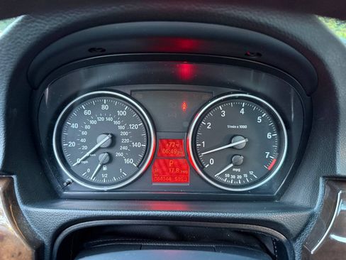 Used 2011 BMW 328i Sedan RWD image 29