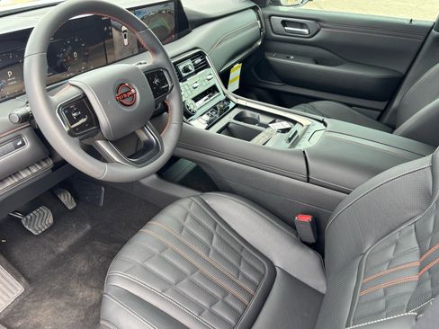 New 2026 Nissan Armada PRO-4X w/ Captain's Chari Seat Package image 10