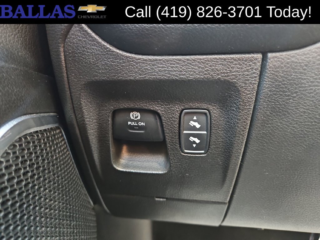 Used 2022 RAM 1500 Laramie w/ Sport Appearance Package AWD/4WD image 16