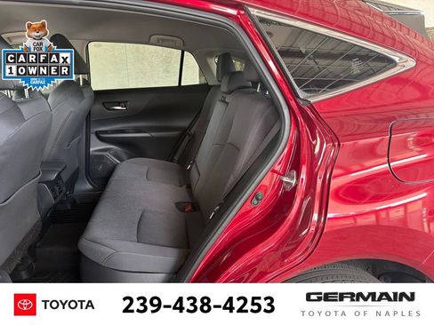 Used 2023 Toyota Venza LE AWD/4WD image 12