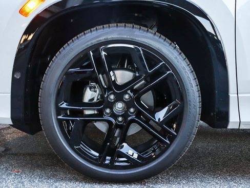 New 2026 Volkswagen Tiguan SE R-Line image 11