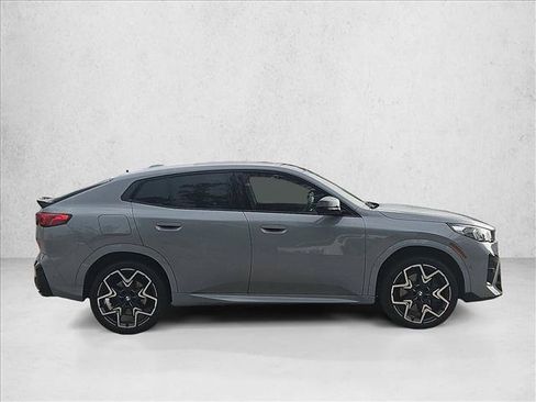 Used 2025 BMW X2 M35i AWD/4WD image 4
