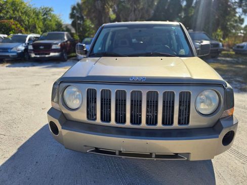 Used 2008 Jeep Patriot Sport image 3
