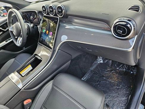 Used 2026 Mercedes-Benz GLC 300 image 20