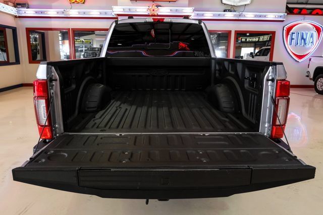 Used 2022 Ford F250 Limited w/ FX4 Off-Road Package AWD/4WD image 9