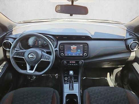 Used 2023 Nissan Kicks SR FWD image 17