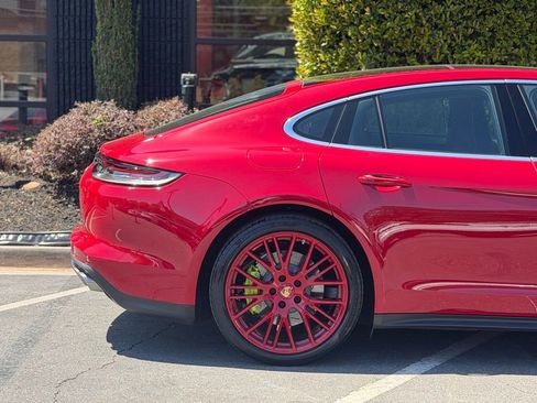 Used 2023 Porsche Panamera 4S w/ Premium Package image 22
