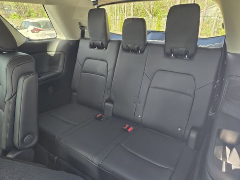 New 2026 Nissan Pathfinder SL AWD/4WD image 10
