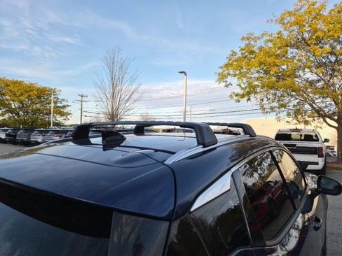 New 2026 Nissan Kicks SR w/ Cold Weather Package image 10