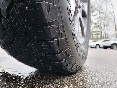 Certified 2019 Jeep Wrangler Unlimited Sahara image 18