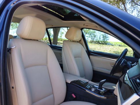 Used 2016 BMW 528i Sedan RWD image 21