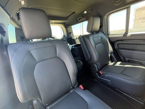 New 2026 Land Rover Defender 130 X-Dynamic SE AWD/4WD image 20
