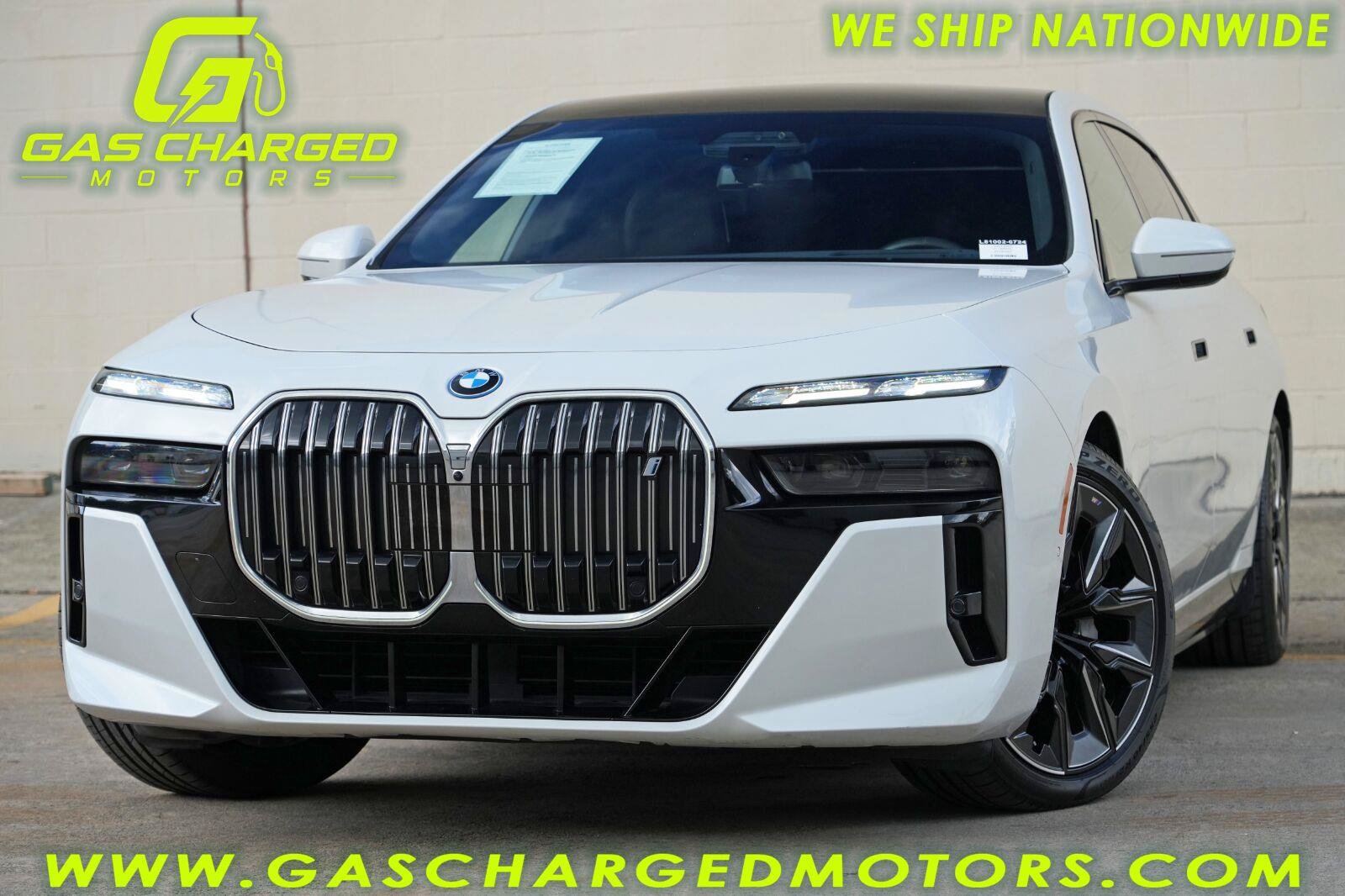 Used 2023 BMW i7 xDrive60 w/ Executive Package 2 AWD/4WD image 1