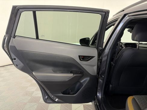 Used 2024 Subaru Crosstrek 2.5i Sport image 12