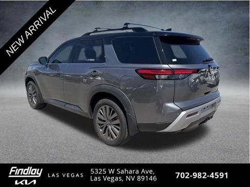 Used 2024 Nissan Pathfinder SL w/ SL Premium Package AWD/4WD image 7