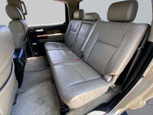Used 2010 Toyota Tundra Limited RWD image 19