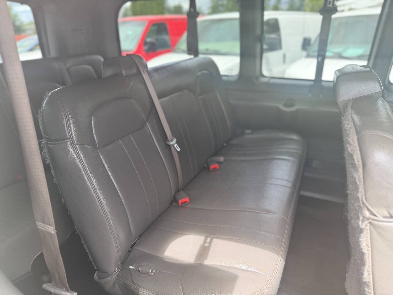 Used 2023 Chevrolet Express 3500 LS RWD image 19