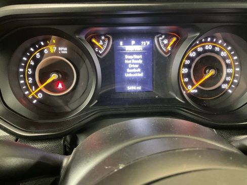 Used 2025 Jeep Gladiator Sport AWD/4WD image 17