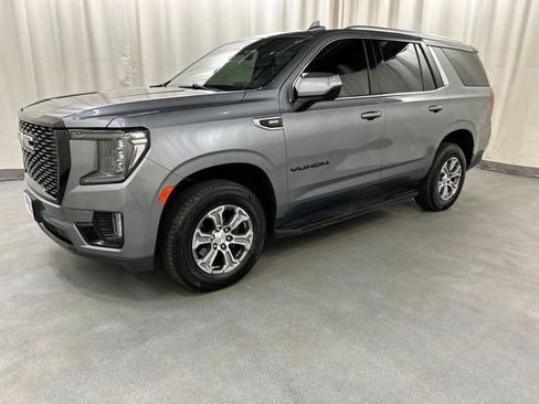 Used 2021 GMC Yukon SLE AWD/4WD image 2