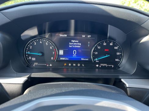 Used 2022 Ford Explorer XLT w/ Equipment Group 202A image 21