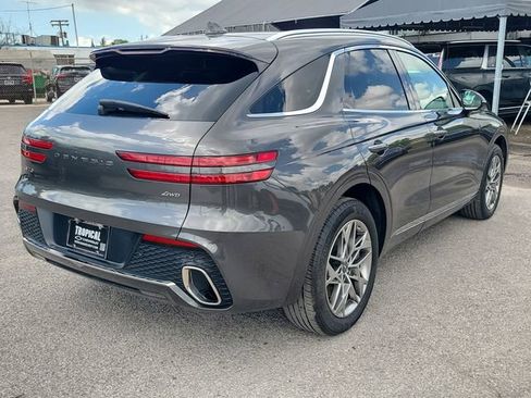Used 2025 Genesis GV70 2.5T AWD/4WD image 3