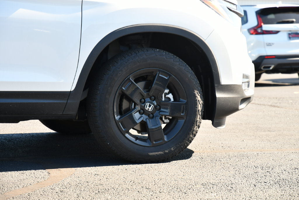 Used 2026 Honda Ridgeline Black Edition image 9