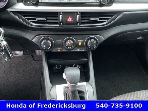Used 2023 Kia Forte LXS w/ LXS Technology Package FWD image 29