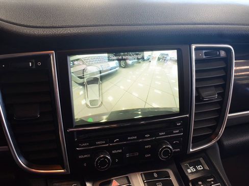 Used 2012 Porsche Panamera 4 image 57