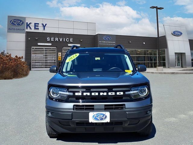 Used 2024 Ford Bronco Sport Outer Banks w/ Tech Package AWD/4WD image 2