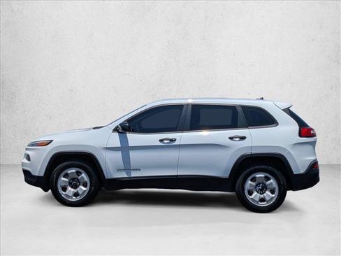 Used 2016 Jeep Cherokee Sport AWD/4WD image 9