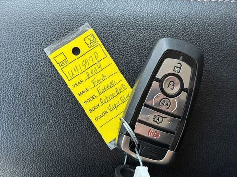 Certified 2024 Ford Escape Active AWD/4WD image 14
