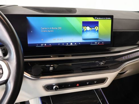 Used 2024 BMW X5 xDrive40i w/ Executive Package image 5