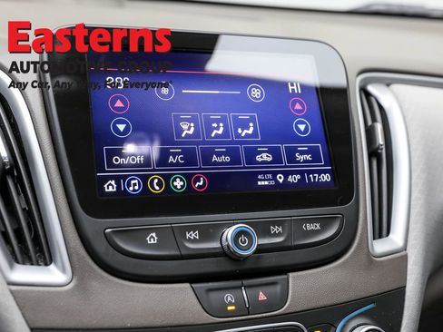 Used 2024 Chevrolet Malibu LT image 19