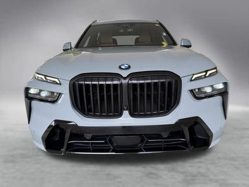 Used 2023 BMW X7 xDrive40i w/ M Sport Package AWD/4WD image 15