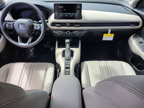 New 2026 Honda HR-V EX-L image 8