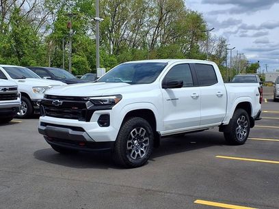 Used 2024 Chevrolet Colorado Z71 w/ Z71 Convenience Package 2