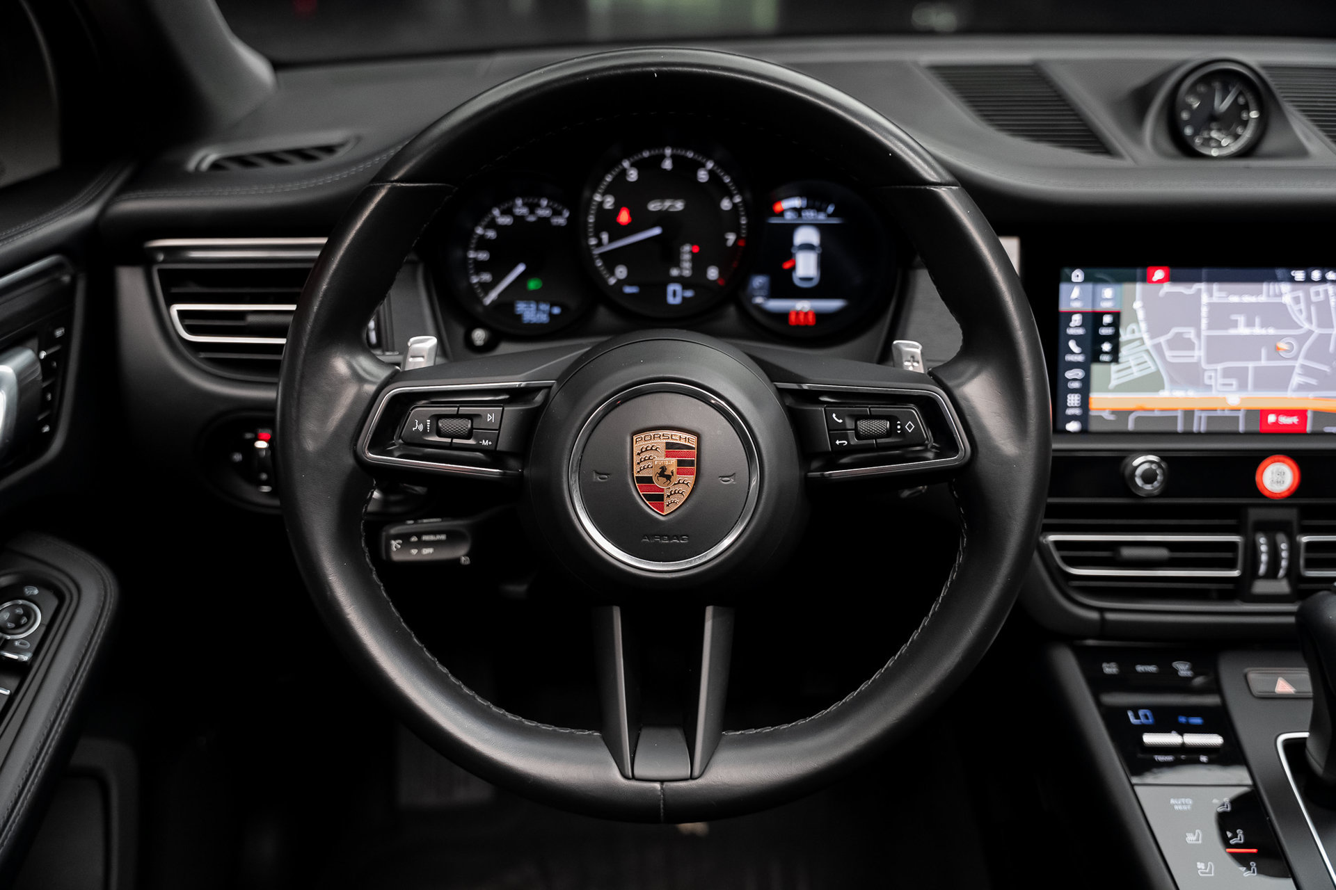 Used 2022 Porsche Macan GTS AWD/4WD image 43