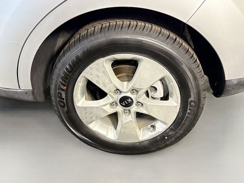 Used 2019 Kia Soul Base image 36