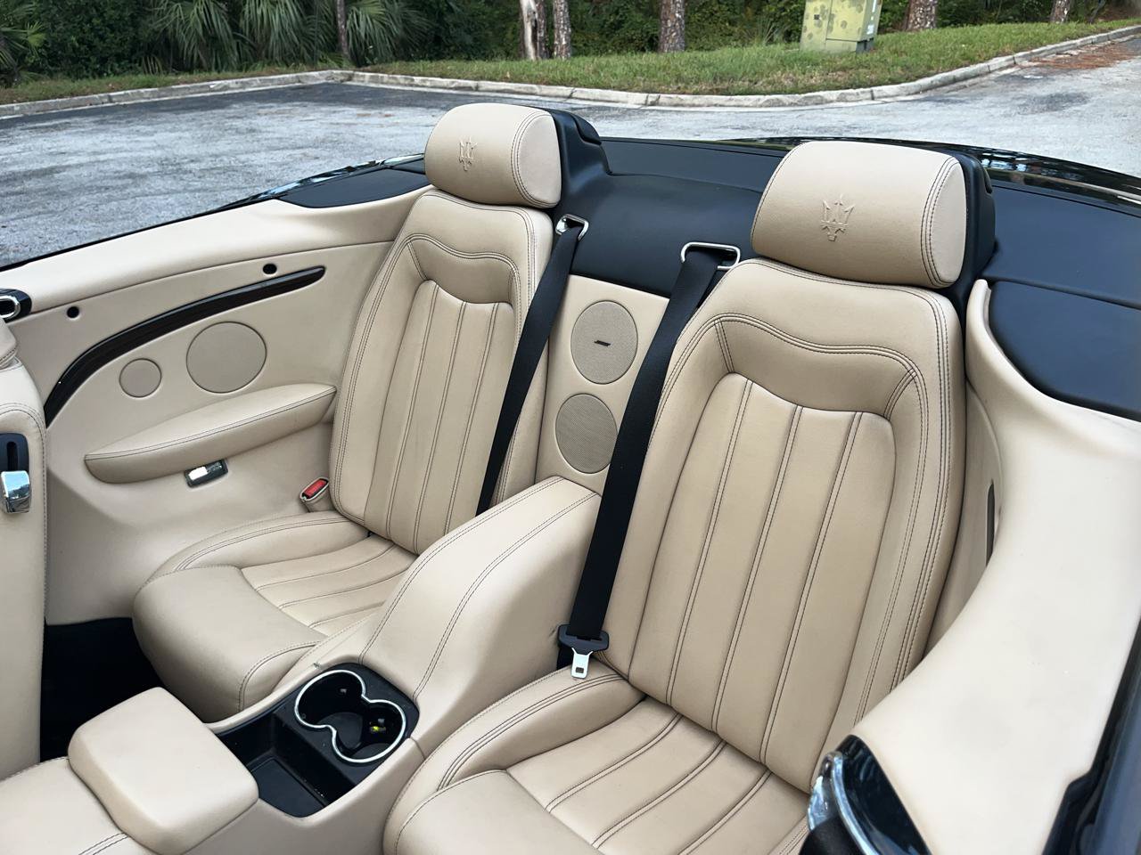 Used 2012 Maserati GranTurismo Convertible RWD image 33