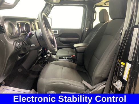Used 2022 Jeep Wrangler Unlimited Sport AWD/4WD image 8