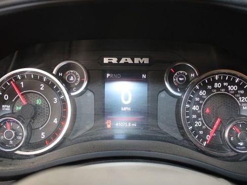 Used 2024 RAM 3500 Big Horn w/ Night Edition AWD/4WD image 22