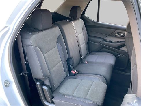Used 2019 Chevrolet Traverse LS FWD image 18