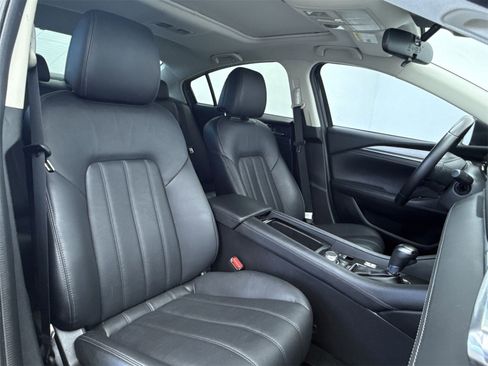 Used 2019 MAZDA MAZDA6 Touring image 13