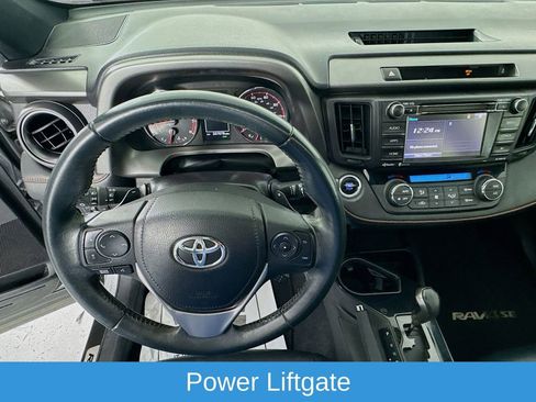 Used 2016 Toyota RAV4 SE image 12