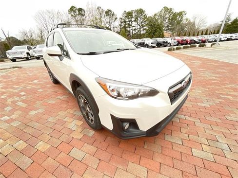 Used 2019 Subaru Crosstrek 2.0i Premium image 5