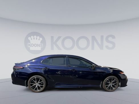 Used 2022 Toyota Camry SE AWD/4WD image 8