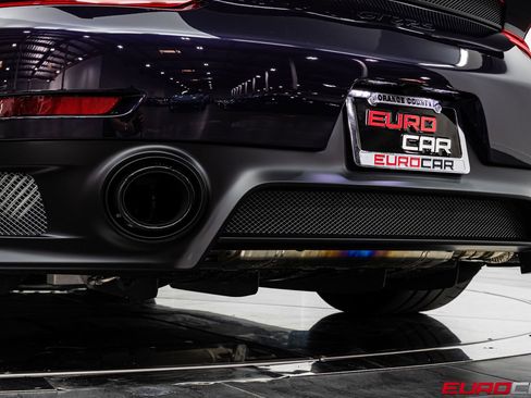 Used 2018 Porsche 911 GT2 RS RWD image 28